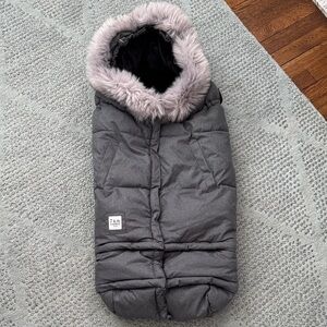 7AM Footmuff- Blanket 212 Evolution- Tundra Plush